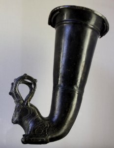 Rhyton Achéménides Louvre Ant Orien 12 a 14012018