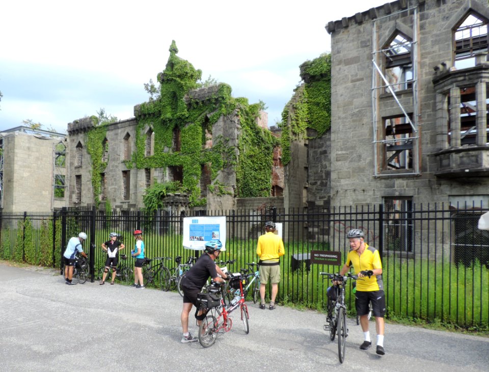 RI Smallpox Hospital w TWC jeh