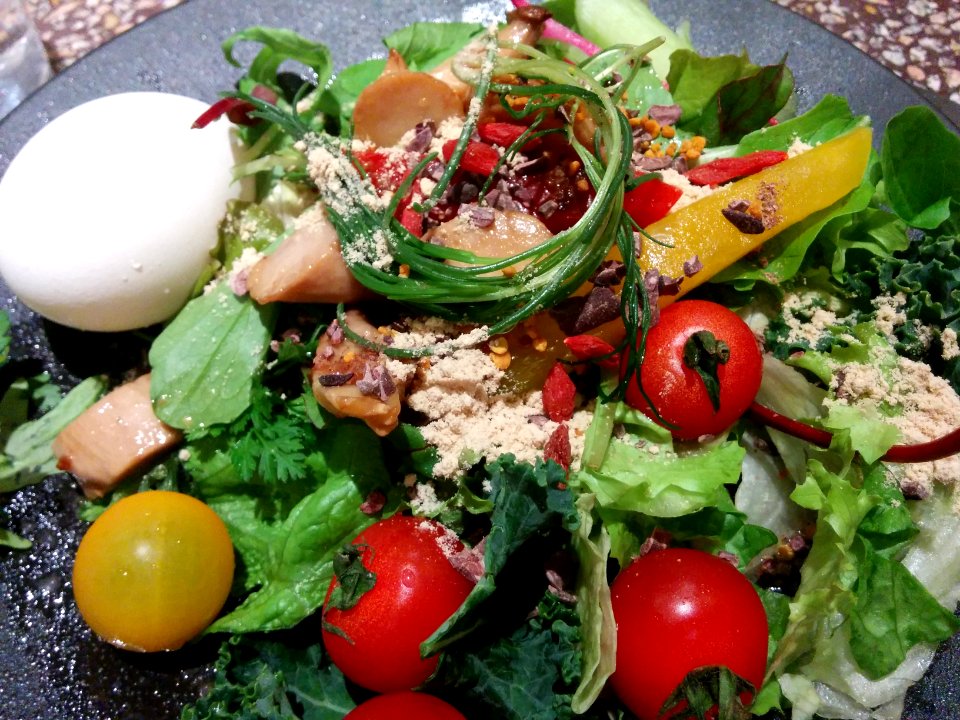 Rice bran on salad in Omotesando restaurant