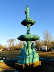 Rice Memorial Fountain - West Brookfield, MA - DSC04729-001