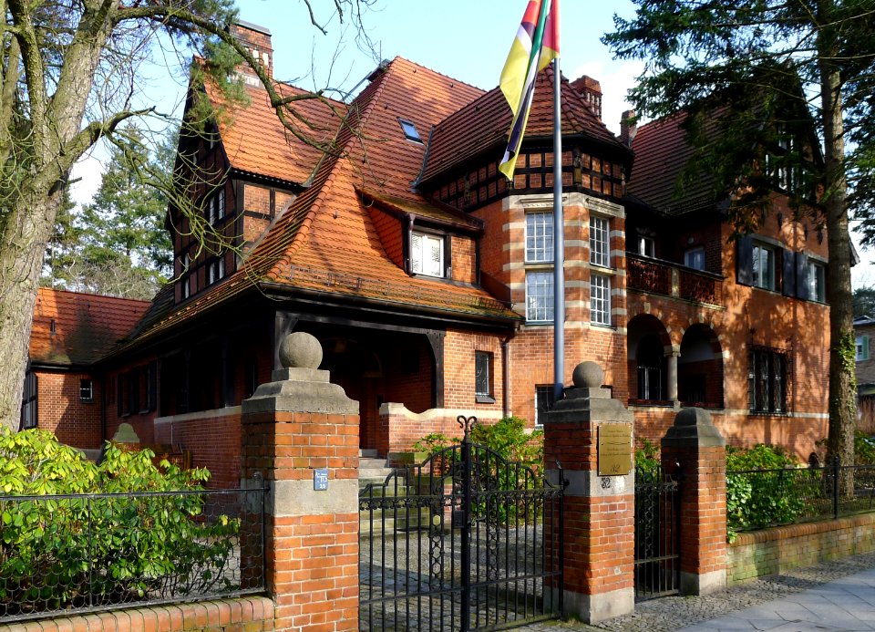 Rheinbabenallee 32