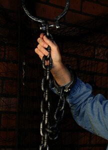 Chain hand male