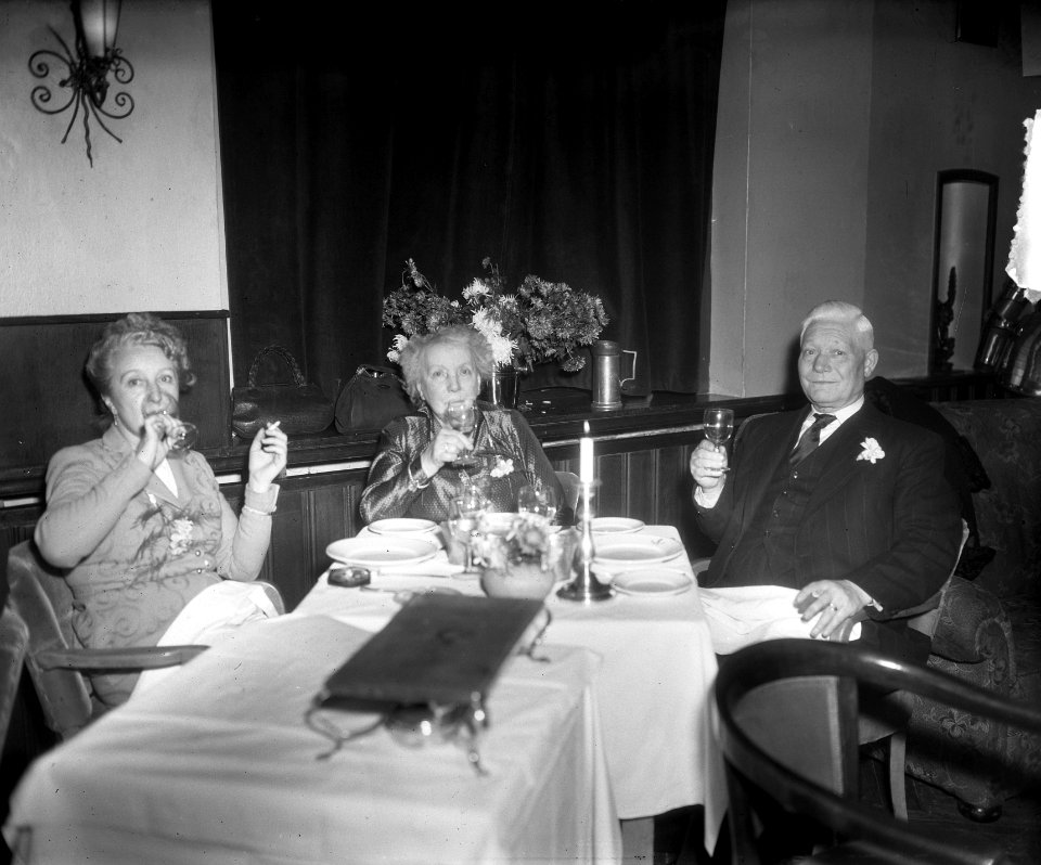 Riddermaaltijd Chevalier d Or te Amsterdam familie Hilderson, Bestanddeelnr 904-8723