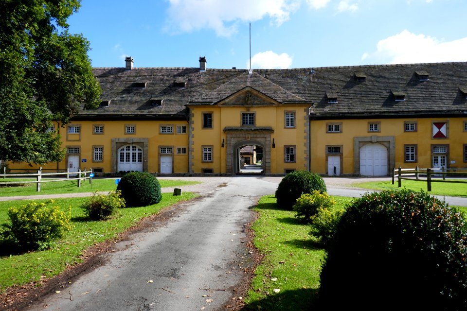 Rheder - Vorburg - Innenhof - 1