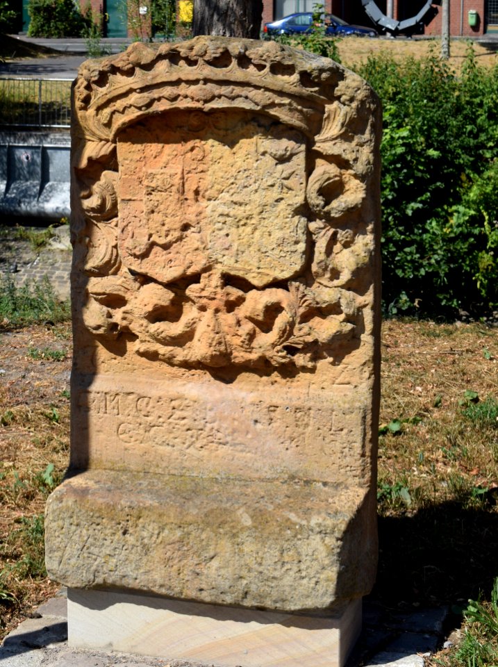Rheda - Wappenstein Gütersloher Straße, Rosengarten