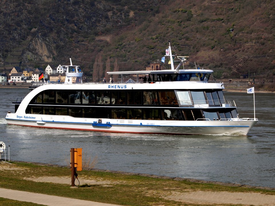 Rhenus, ENI 04034090 at the Rhine river pic3