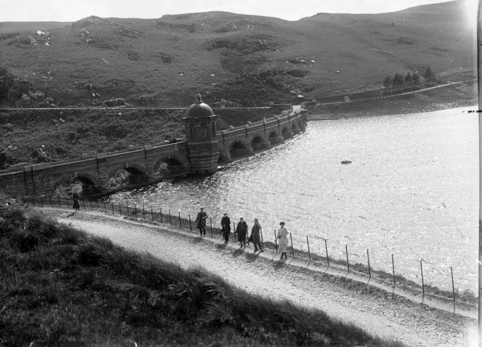 Rhayader dam (1293754)
