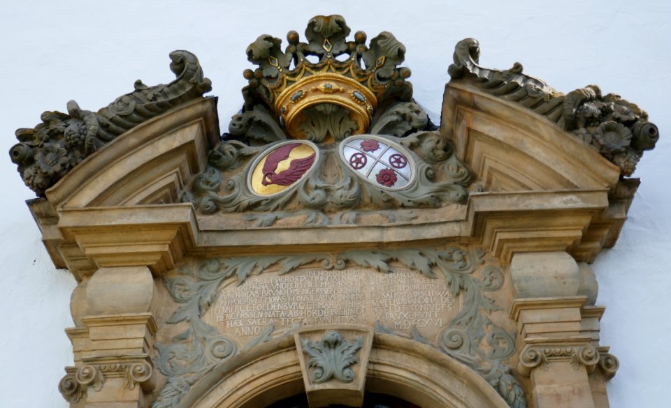 Rheder - St. Katharina - Portal, Inschrift und Wappen