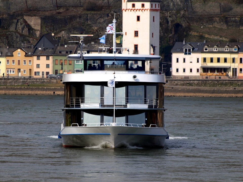 Rhenus, ENI 04034090 at the Rhine river pic1