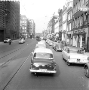Rijvorming in Vijzelstraat, Bestanddeelnr 916-2370