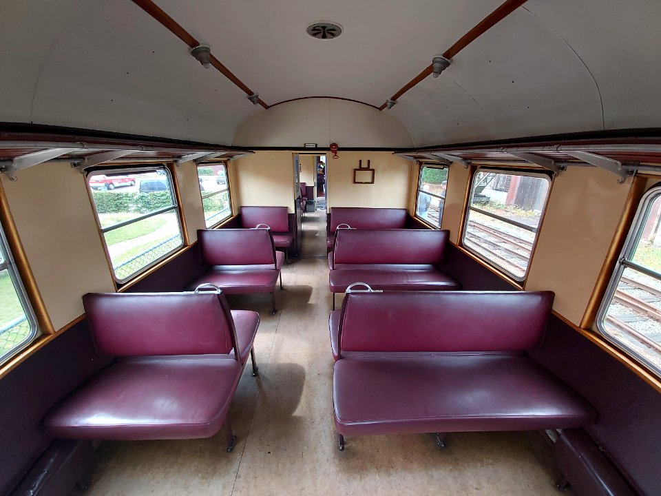 Rijtuig 41 (B41) BE C2i 341 Interieur