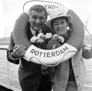 Rika Jansen en Kees Manders met de Rotterdam naar Amerika vertrokken, Bestanddeelnr 917-0570