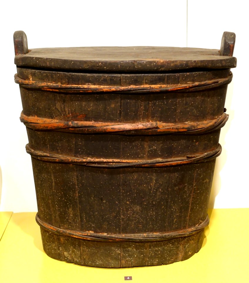 Rice container, Ha Nhi, Bat Xat, Lao Cai, 1991 - Vietnamese Women's Museum - Hanoi, Vietnam - DSC04263