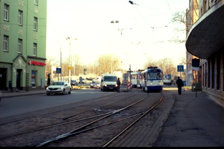 Riga tram 50813 2020-03 oneway section Brasas bridge