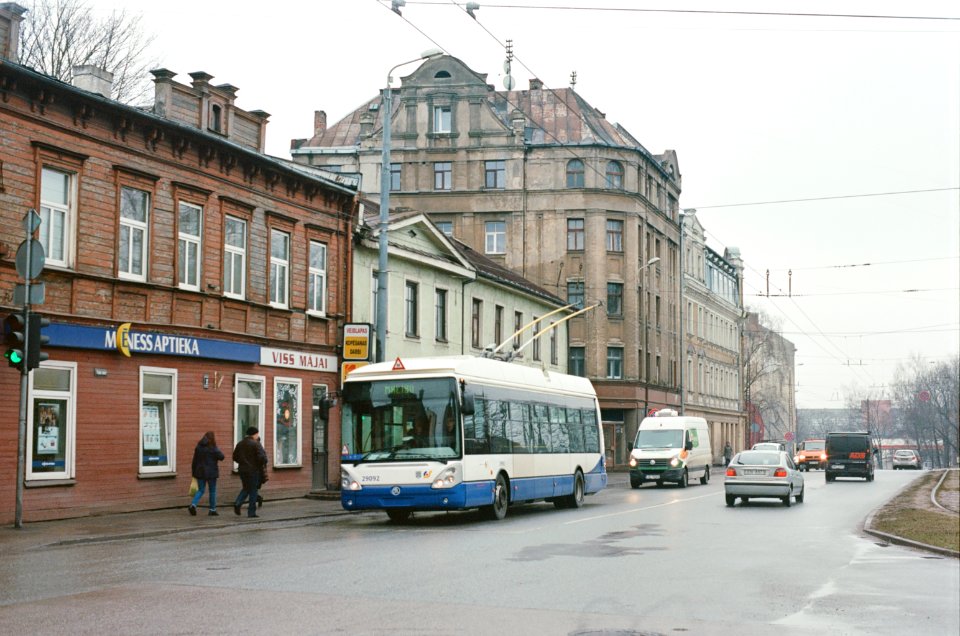 Riga trolleybus 29092 2020-03 Tilta iela