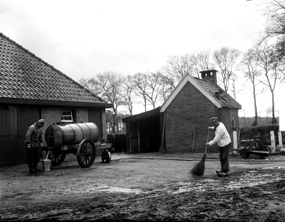 Rijkswerkinrichting Kamp Bergveen (te Veenhuizen) werken op Rijksboerderij, Bestanddeelnr 903-3511