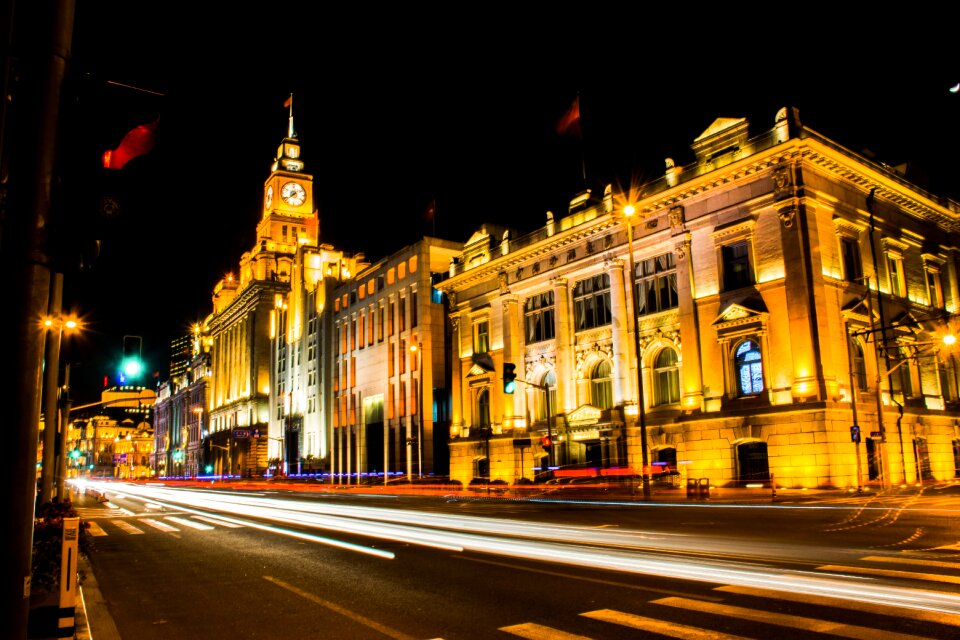 Building historical illuminated