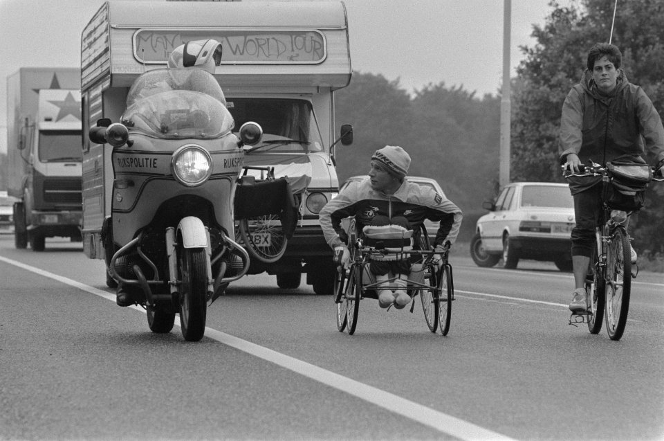 Rick Hansen met rolstoel de wereld rond, Bestanddeelnr 933-3880