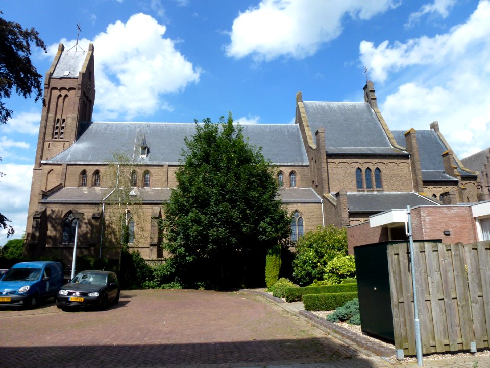 Rijnwaarden, Lobith RK kerk