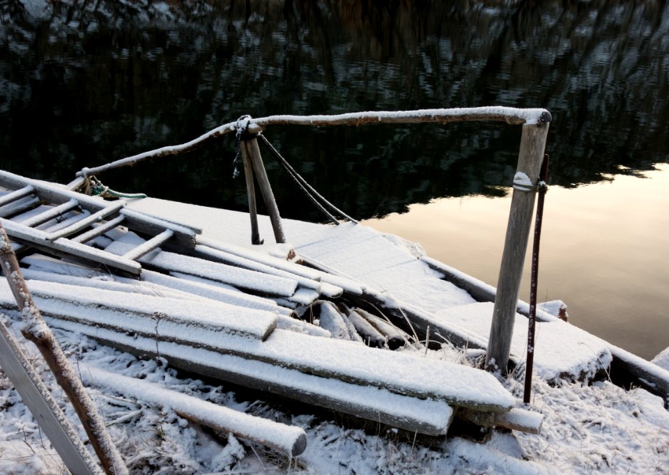 Rickety jetty by Brofjorden 1 photo