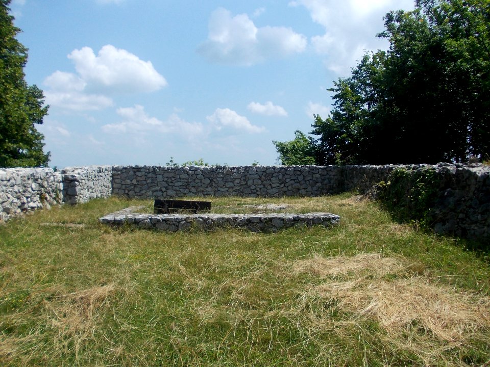 Rifnik Archeological Site 39