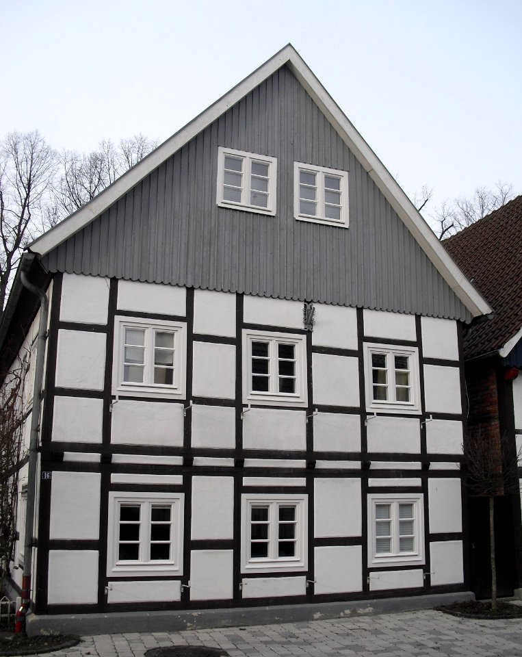 Rietberg-Muehlenstrasse 16