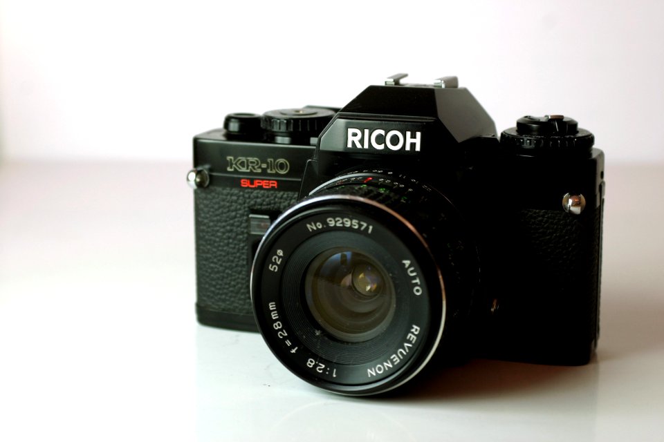 Ricoh KR-10 Super -- 2