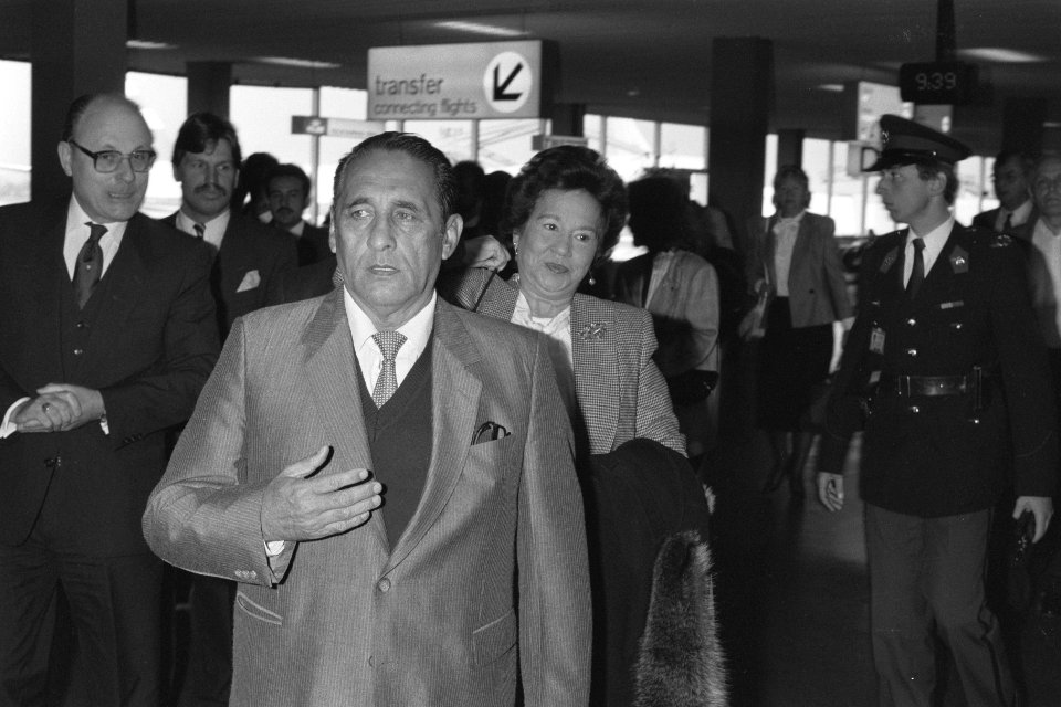 Salvadoraanse president Duarte bezoekt ons land Duarte en echtgenote op Schipho, Bestanddeelnr 934-1053