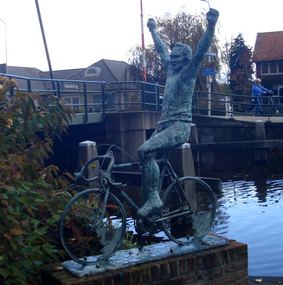 Rijpwetering kunstwerk joop zoetemelk