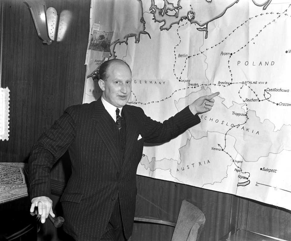 Richard Pape in Amsterdam ICC persconferentie, Bestanddeelnr 906-3204