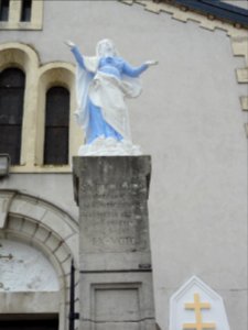 Richardménil (M-et-M) statue devant l'église