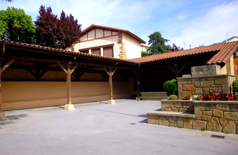 Samaniego 19