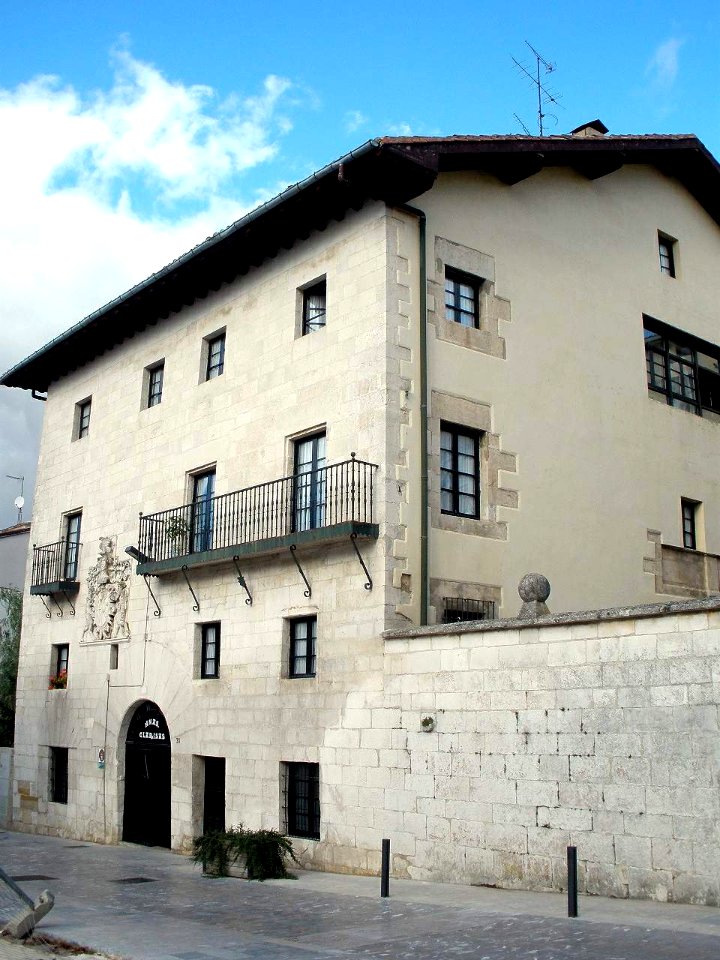 Salvatierra - Casa Bustemante 1