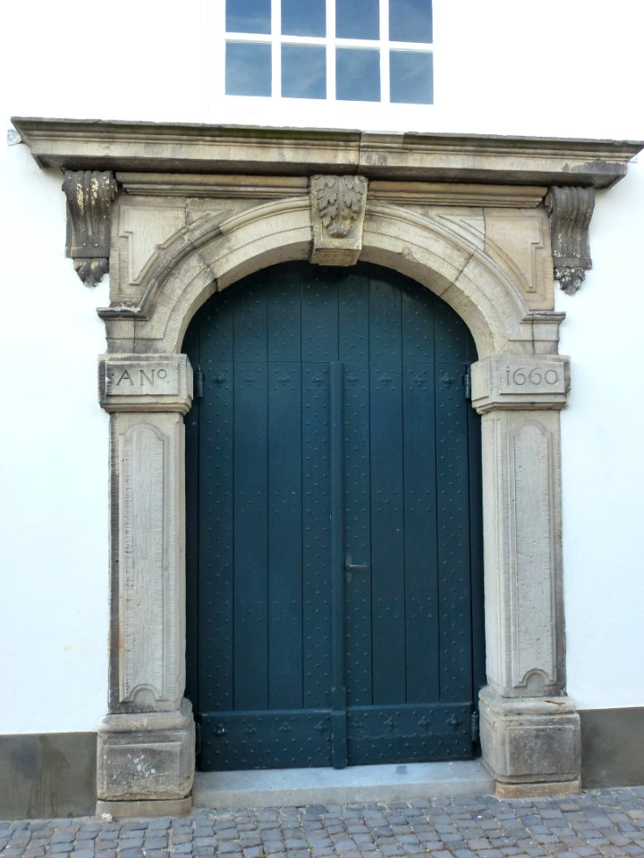 Rijnwaarden, Lobith RM 21963 NH kerk, portaal