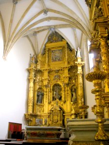 Salamanca - Convento de las Dueñas, interior de la Iglesia 01