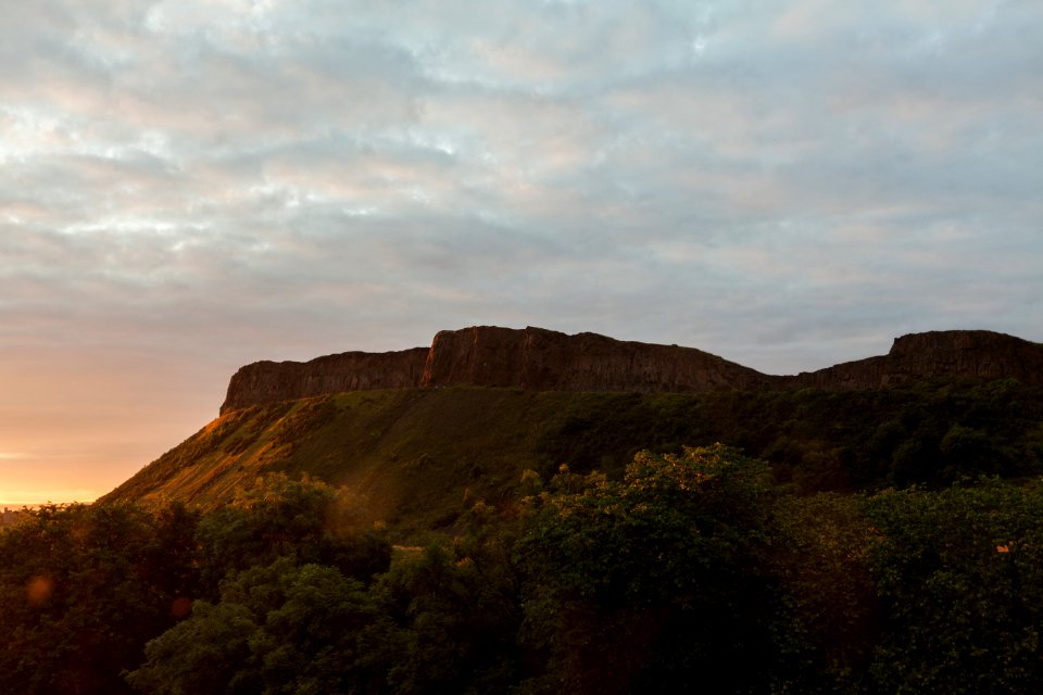 Salisbury Crags, Holyrood Park, Edinburgh, GB, IMG 3605 edit