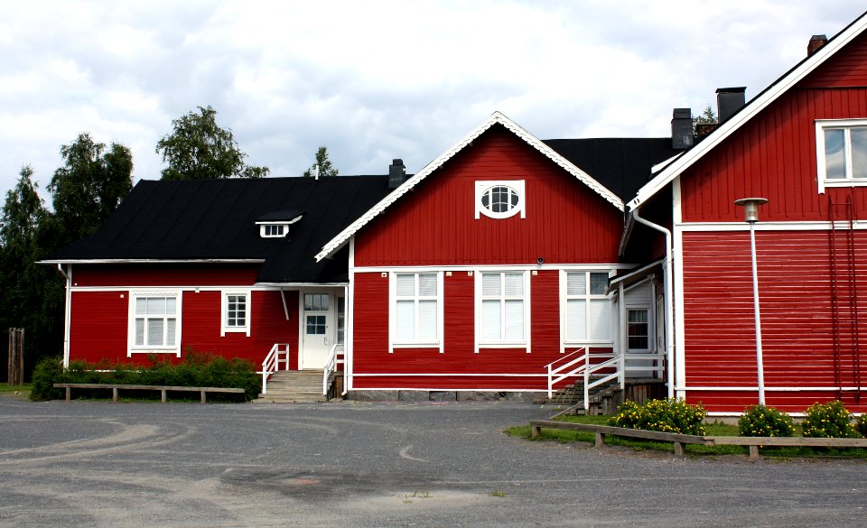 Salonpaa School Oulunsalo 20110730