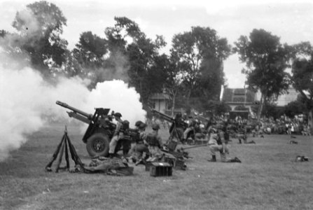 Saluutschoten door kanonnen artillerie, Bestanddeelnr 150-1-5