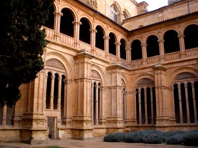 Salamanca - Convento de San Esteban, claustro 10