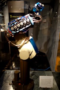 Salisbury Hand, 1982, view 1 - MIT Museum - DSC03715