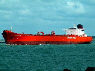Sallie Knutsen IMO 9169627 leaving Port of Rotterdam, Holland 10-Aug-2005