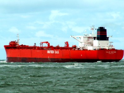 Sallie Knutsen p2 leaving Port of Rotterdam, Holland 10-Aug-2005