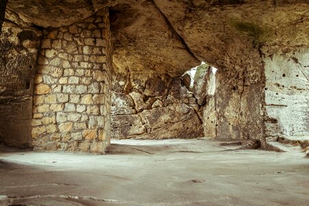 Cave space room