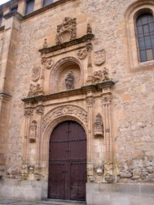 Salamanca - Convento de las Dueñas, exterior de la iglesia 03