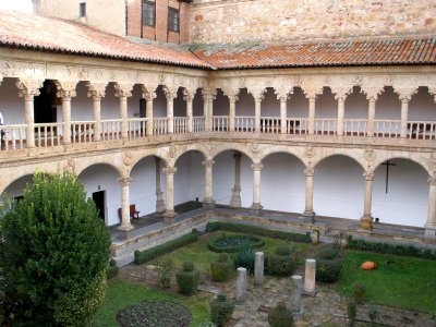 Salamanca - Claustro del Convento de las Dueñas 17
