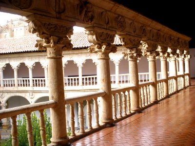 Salamanca - Claustro del Convento de las Dueñas 12