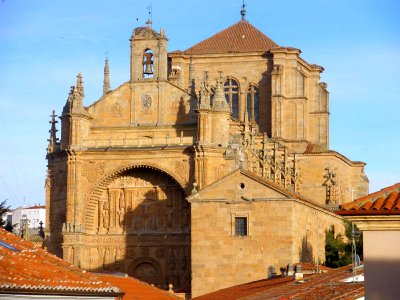 Salamanca - Convento de San Esteban, fachada occidental 01