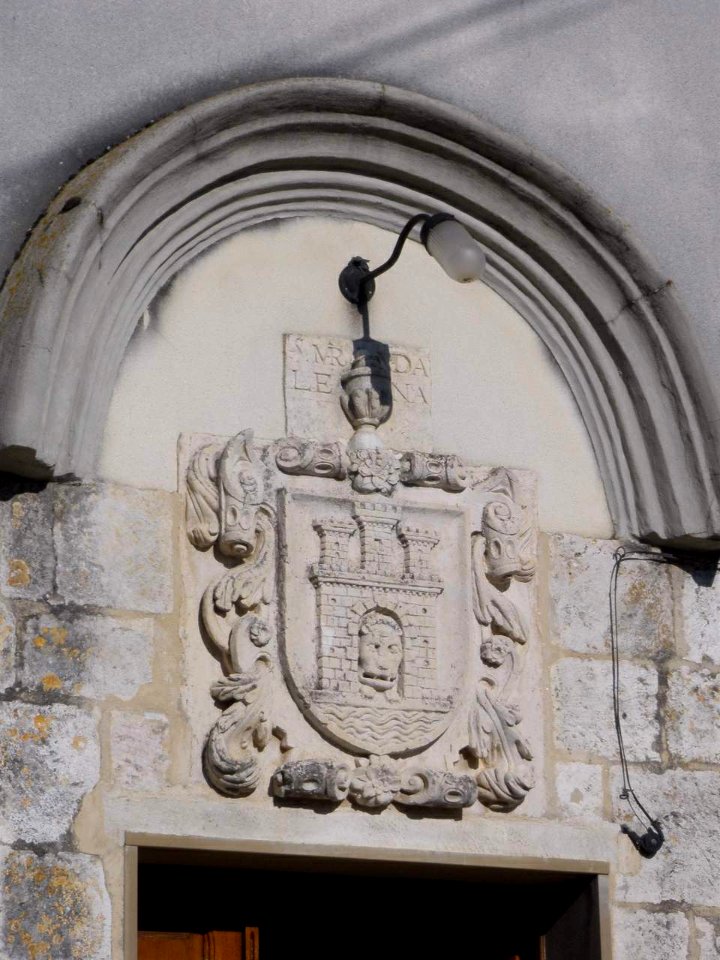 Salvatierra - Escudo heráldico 6