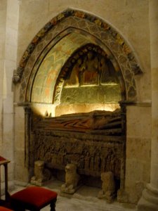 Salamanca - Catedral Vieja, sepulcros del transepto sur 03