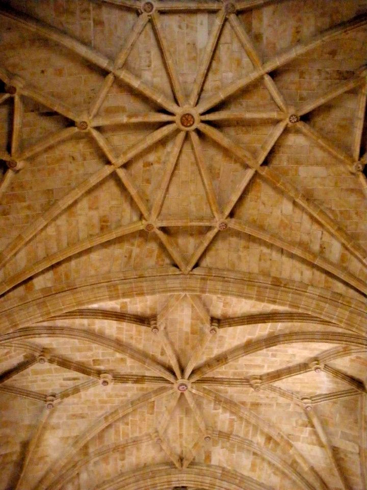 Salamanca - Iglesia de San Benito 16